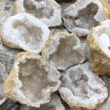 Load image into Gallery viewer, White Agate Geode