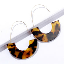 Load image into Gallery viewer, U Shape Resin Earrings