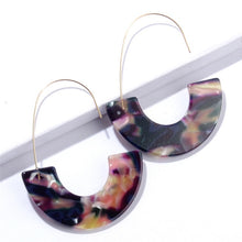 Load image into Gallery viewer, U Shape Resin Earrings